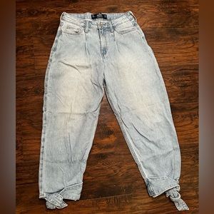 Hollister Balloon Jeans
